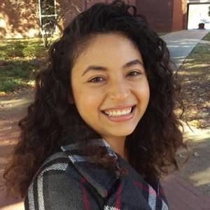 Meet your Posher, Debora